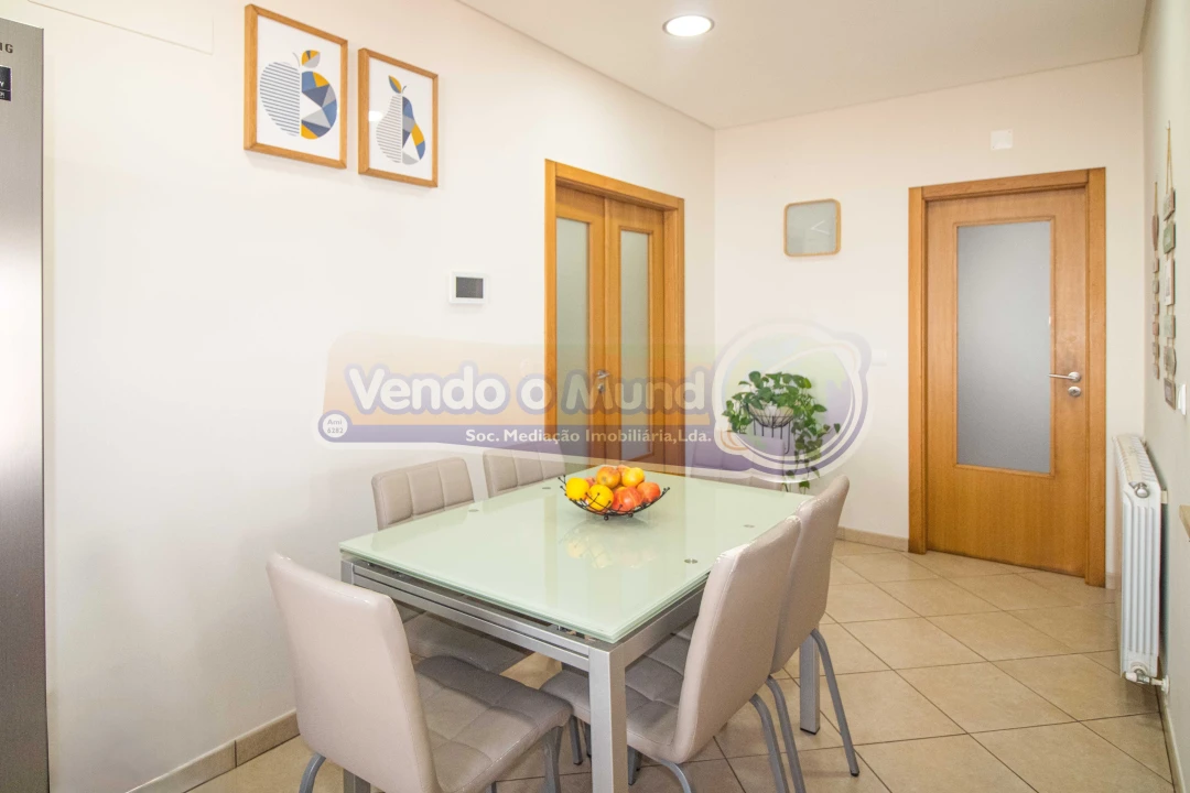 Moradia T3 para Venda em Salvaterra de Magos e Foros de Salvaterra Foto 16