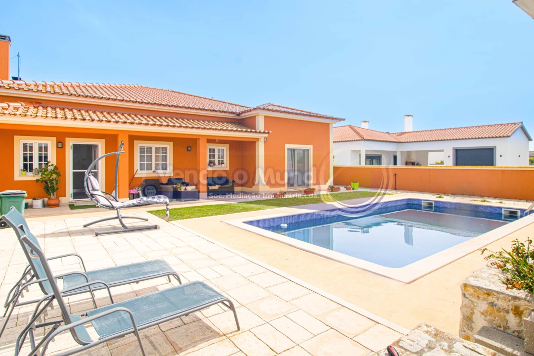 Moradia T3 para Venda em Salvaterra de Magos e Foros de Salvaterra Foto 1