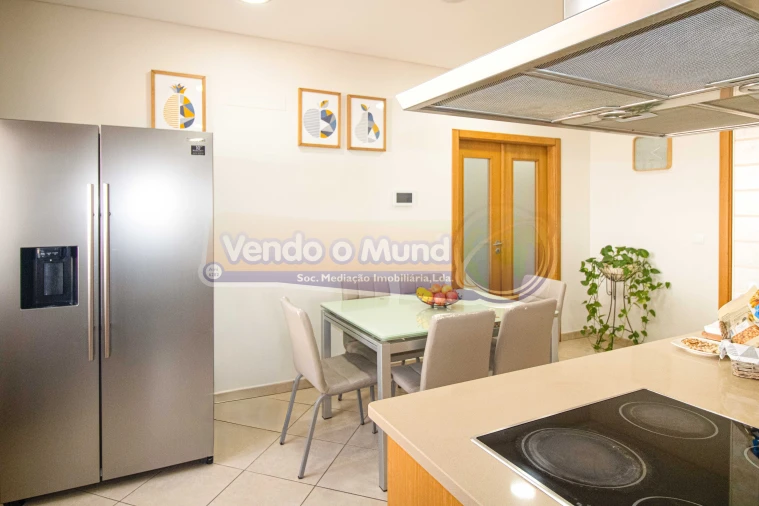 Moradia T3 para Venda em Salvaterra de Magos e Foros de Salvaterra Foto 11