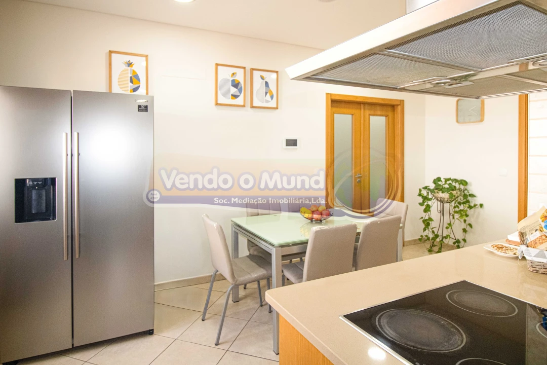 Moradia T3 para Venda em Salvaterra de Magos e Foros de Salvaterra Foto 11