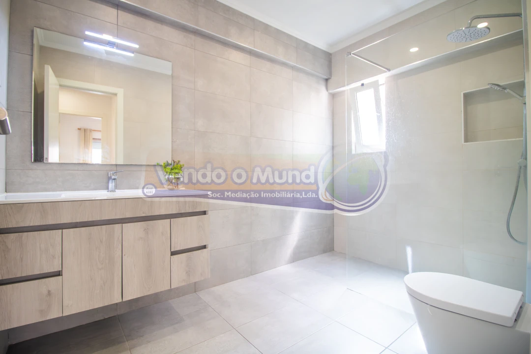 Apartamento T3 para Venda em Algueirão-Mem Martins Foto 11