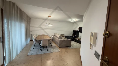 Apartamento T2 para Venda em Vila Verde e Barbudo