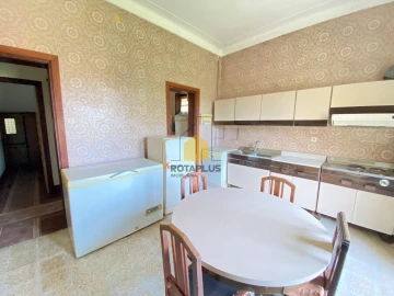 Moradia T7 para Venda em Campanhã