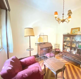 Moradia T7 para Venda em Campanhã