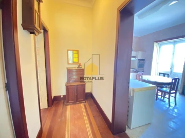 Moradia T7 para Venda em Campanhã