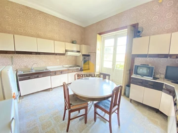 Moradia T7 para Venda em Campanhã