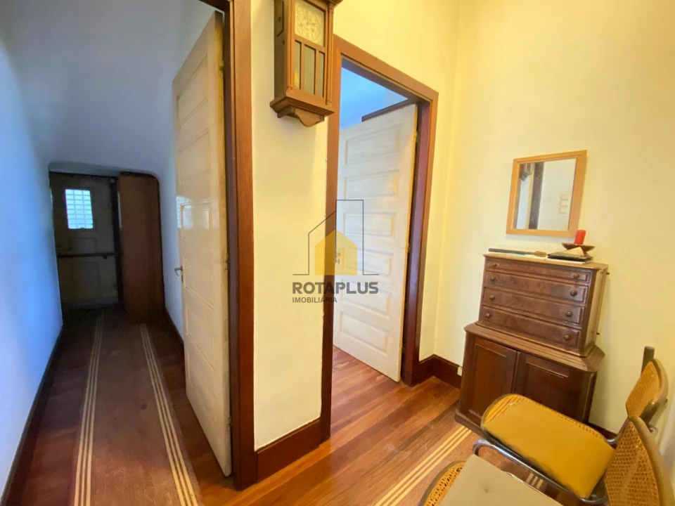 Moradia T7 para Venda em Campanhã Foto 9