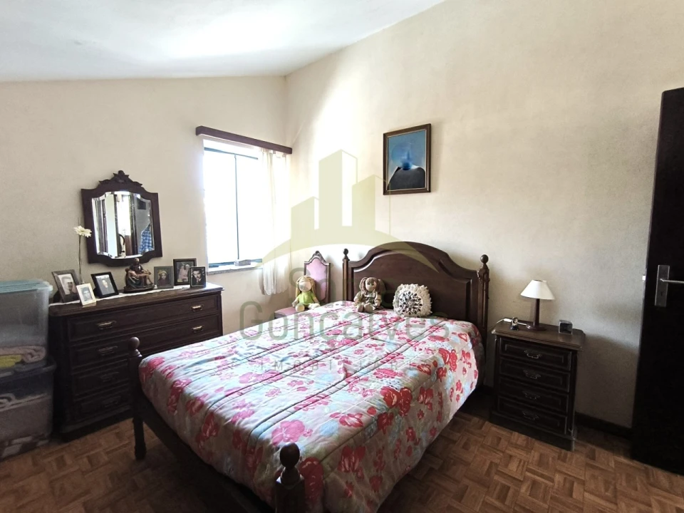 Moradia T4 para Venda em Perre Foto 13