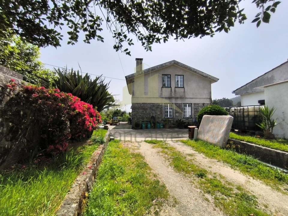 Moradia T4 para Venda em Perre Foto 24