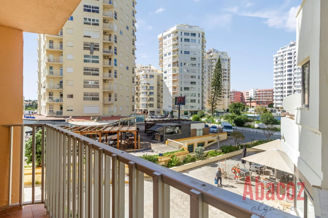 Apartamento T1 para Venda em Armação de Pera Foto 6