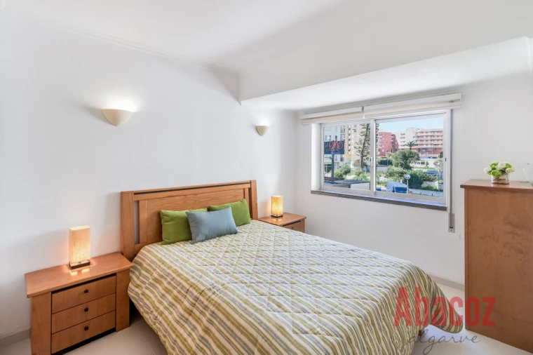Apartamento T1 para Venda em Armação de Pera Foto 3