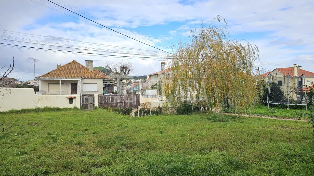 Moradia T3 para Venda em Venda do Pinheiro e Santo Estêvão das Galés Foto 7