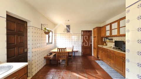 Moradia T3 para Venda em Venda do Pinheiro e Santo Estêvão das Galés