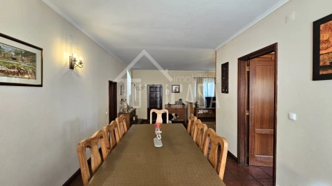 Moradia T3 para Venda em Venda do Pinheiro e Santo Estêvão das Galés