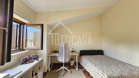 Moradia T3 para Venda em Venda do Pinheiro e Santo Estêvão das Galés