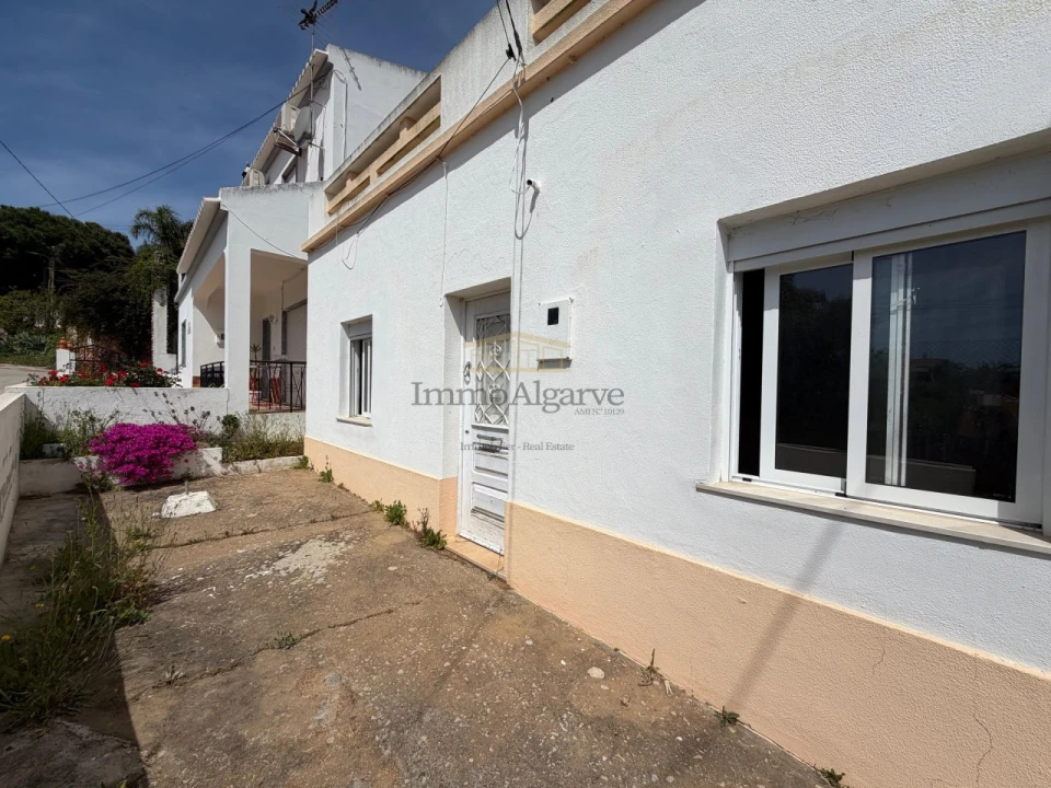 Moradia T2 para Venda em Albufeira e Olhos de Água Foto 7