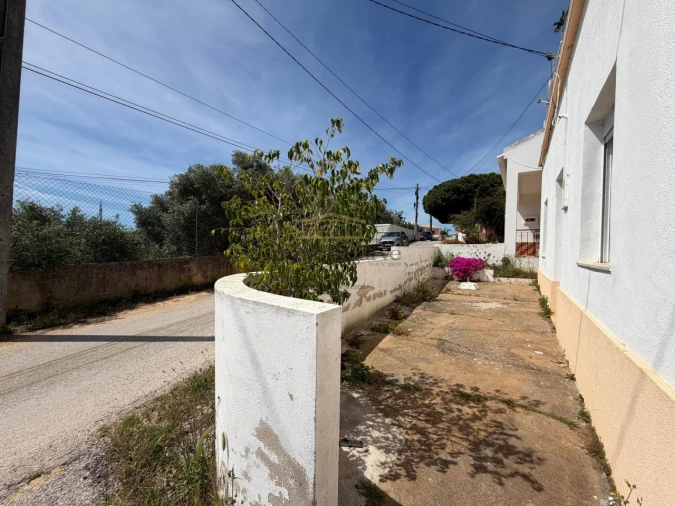 Moradia T2 para Venda em Albufeira e Olhos de Água Foto 4
