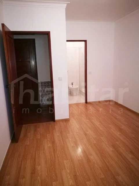 Apartamento T3 para Venda em Benavente