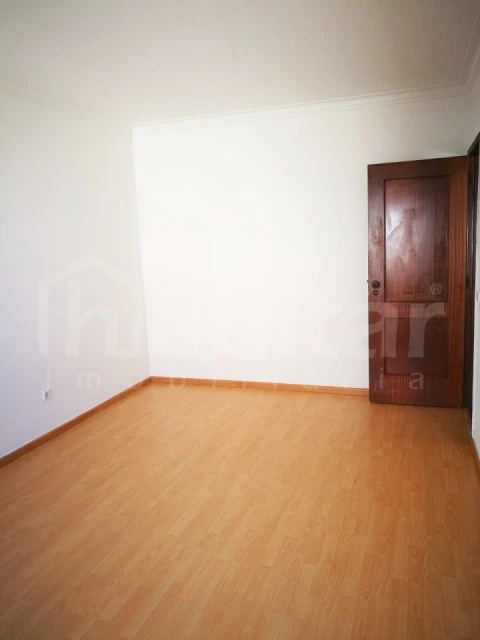 Apartamento T3 para Venda em Benavente