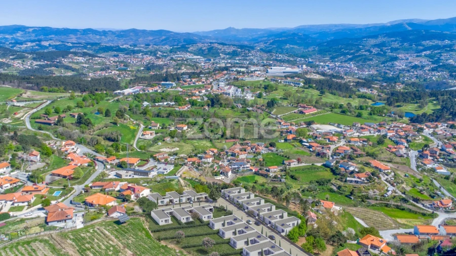 Quinta T3 para Venda em Louredo