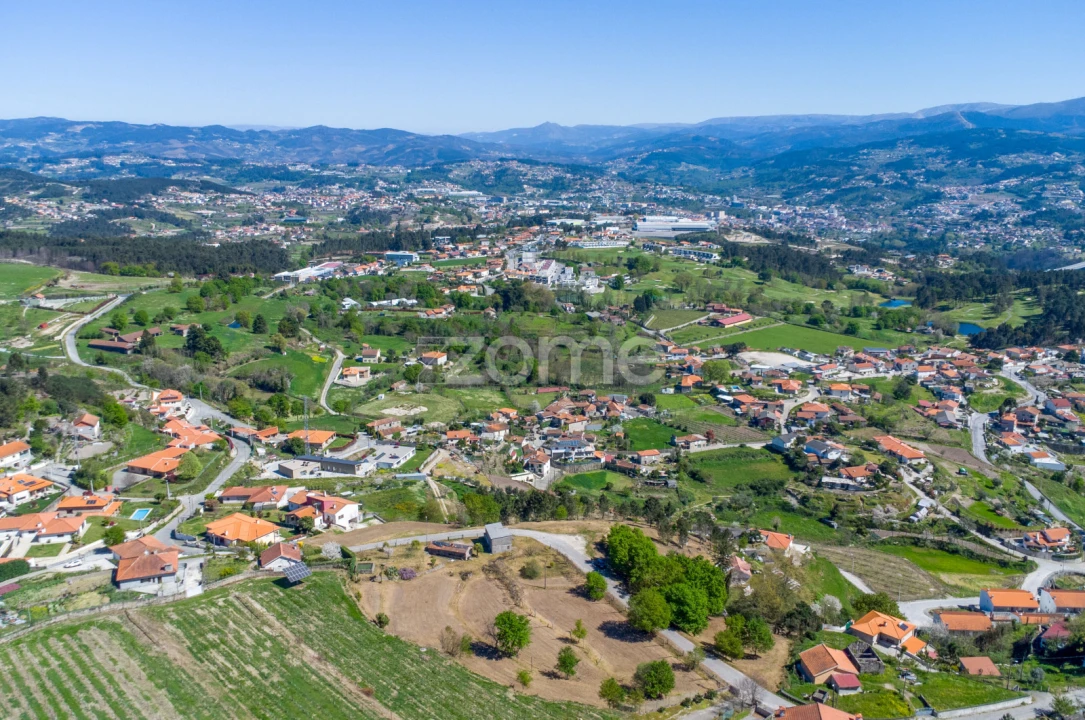 Quinta T3 para Venda em Louredo Foto 19