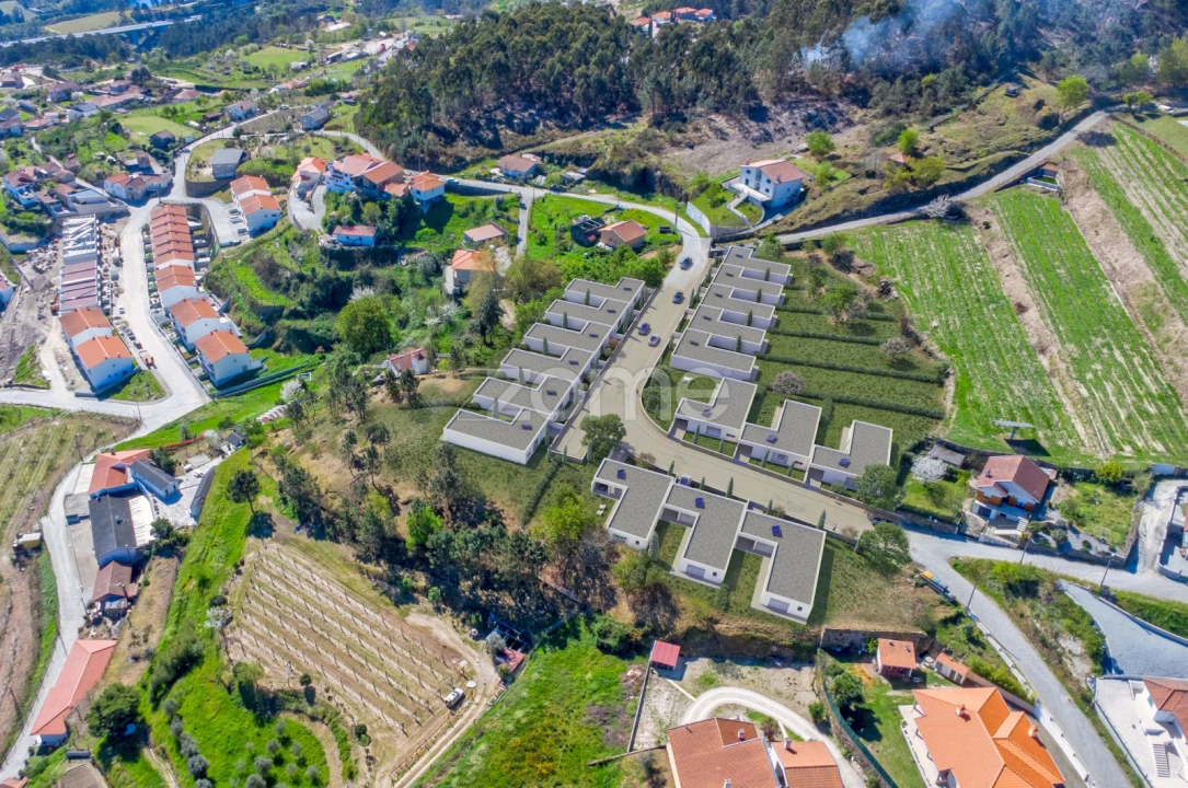 Quinta T3 para Venda em Louredo Foto 7