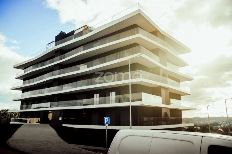 Apartamento T3 para Venda em Ferreiros e Gondizalves Foto 4