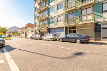 Apartamento T3 para Venda em Ramalde