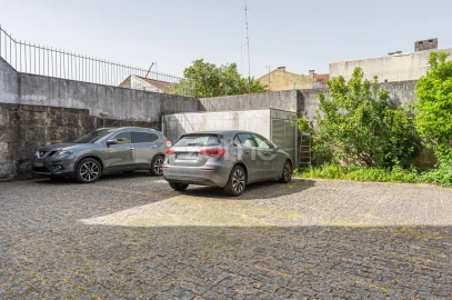 Apartamento T2 para Venda em Campanhã