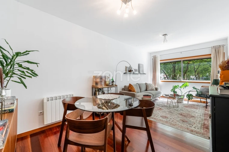 Apartamento T2 para Venda em Campanhã Foto 4