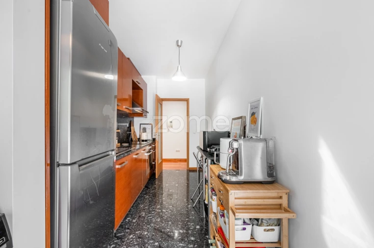 Apartamento T2 para Venda em Campanhã Foto 9