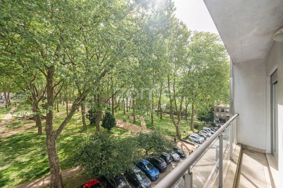 Apartamento T2 para Venda em Campanhã Foto 15
