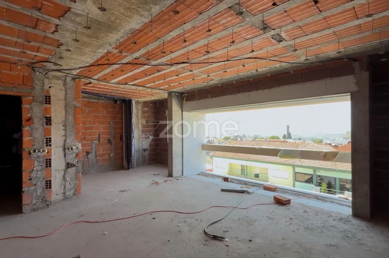 Apartamento T4 para Venda em Rio Tinto Foto 3
