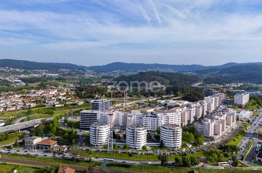 Apartamento T2 para Venda em Ferreiros e Gondizalves Foto 2