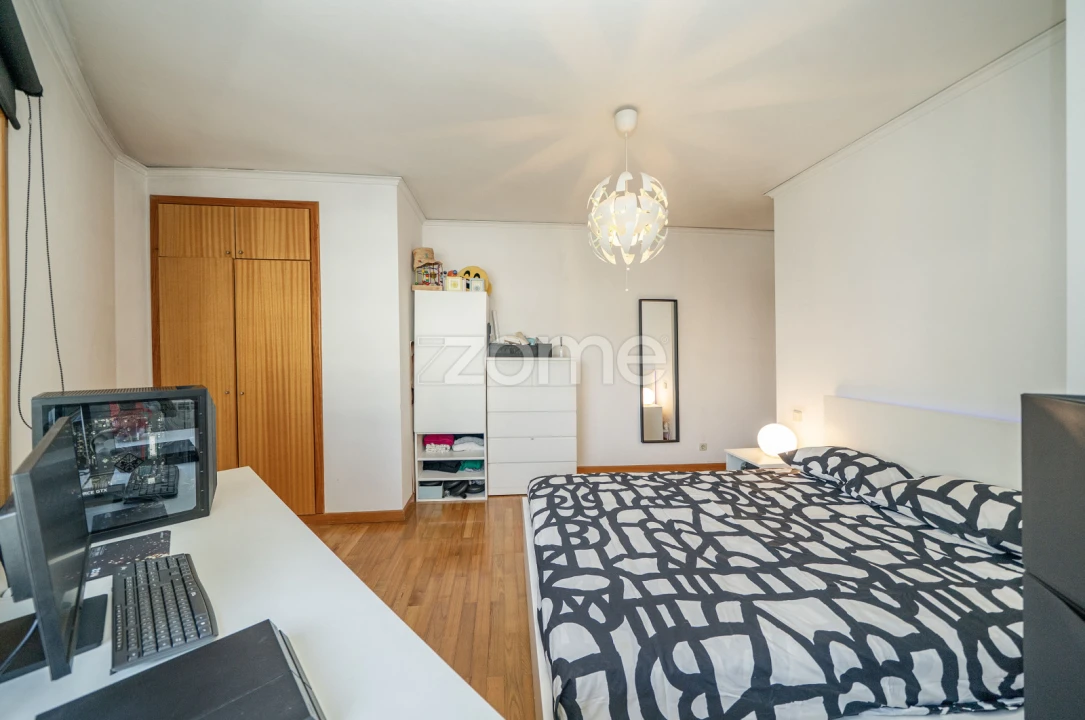 Apartamento T2 para Venda em Ferreiros e Gondizalves Foto 32