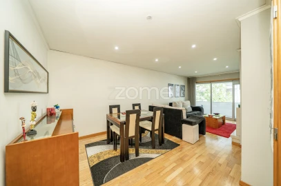 Apartamento T2 para Venda em Ferreiros e Gondizalves