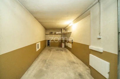Apartamento T2 para Venda em Ferreiros e Gondizalves