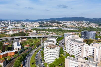 Apartamento T2 para Venda em Ferreiros e Gondizalves