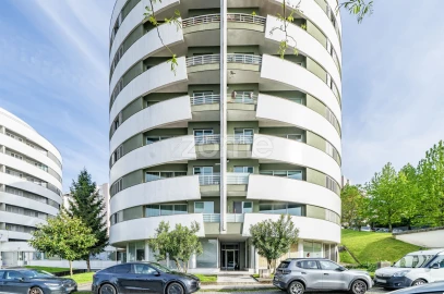 Apartamento T2 para Venda em Ferreiros e Gondizalves