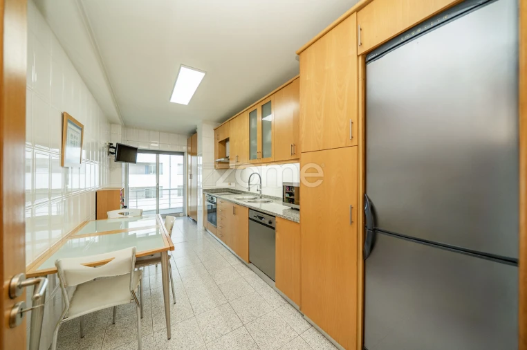 Apartamento T2 para Venda em Ferreiros e Gondizalves Foto 17