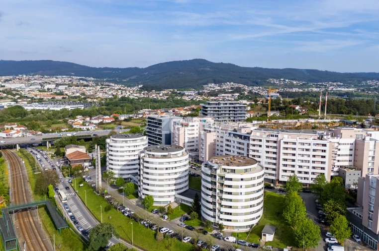 Apartamento T2 para Venda em Ferreiros e Gondizalves Foto 3