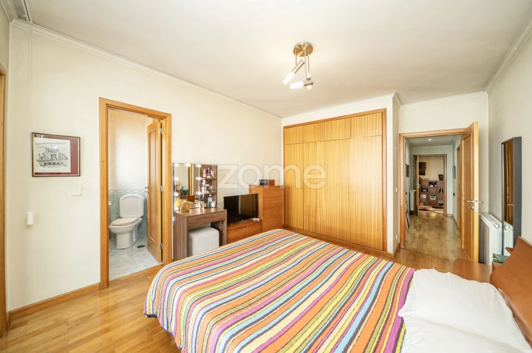 Apartamento T2 para Venda em Ferreiros e Gondizalves Foto 28