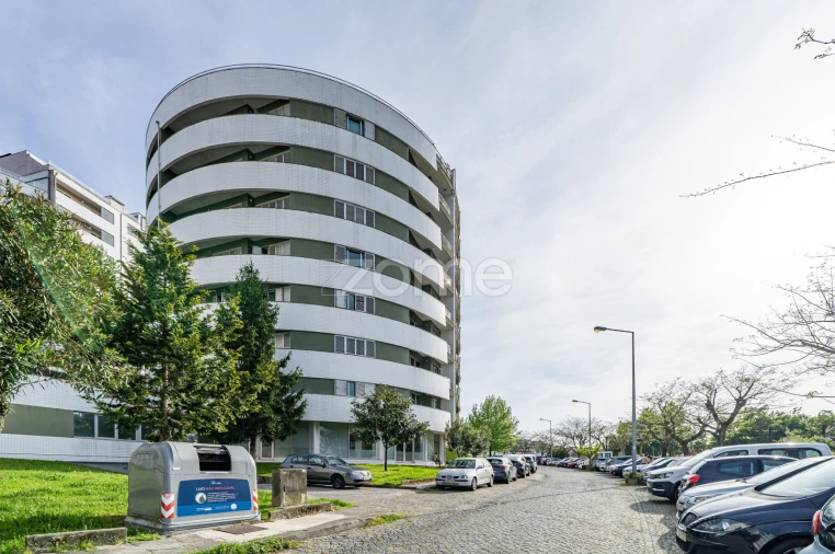 Apartamento T2 para Venda em Ferreiros e Gondizalves Foto 5