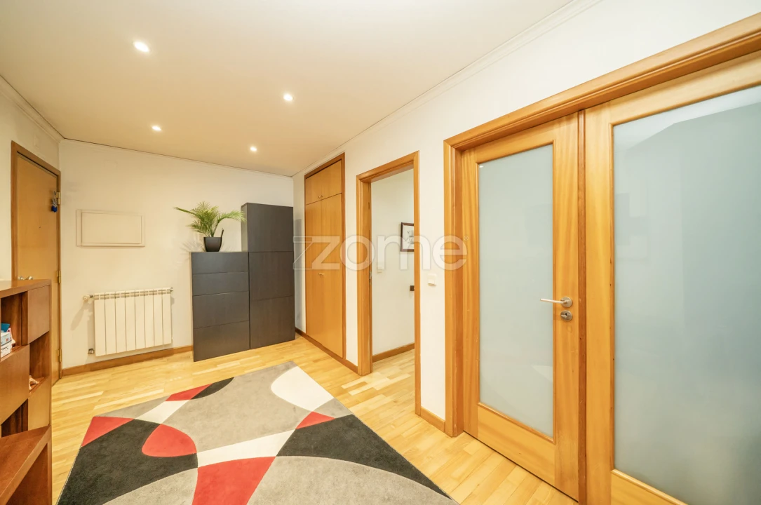 Apartamento T2 para Venda em Ferreiros e Gondizalves Foto 9