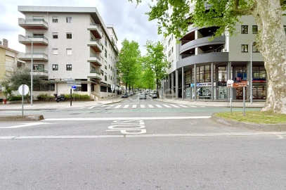 Apartamento T3 para Venda em Vila Nova de Famalicão e Calendário