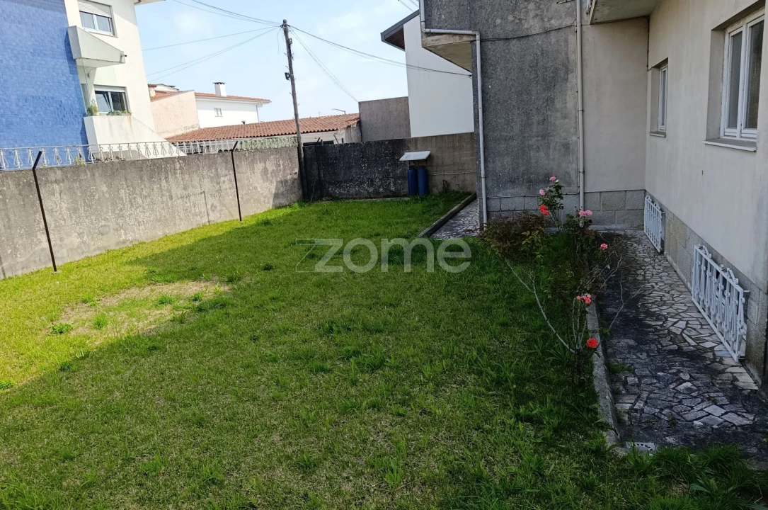 Prédio para Venda em Barcelos, V.Boa, V.Frescainha Foto 26