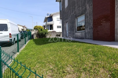 Prédio para Venda em Barcelos, V.Boa, V.Frescainha