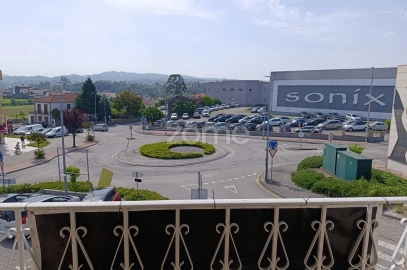 Prédio para Venda em Barcelos, V.Boa, V.Frescainha