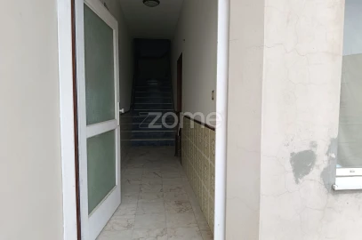 Prédio para Venda em Barcelos, V.Boa, V.Frescainha