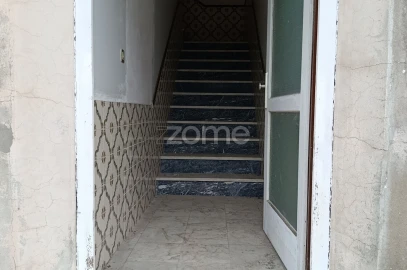 Prédio para Venda em Barcelos, V.Boa, V.Frescainha